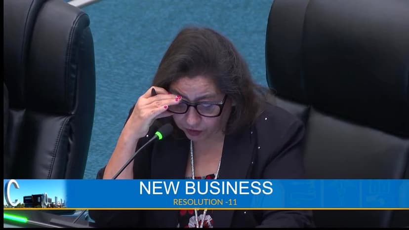 City authorizes $847,444.38 for vehicle lease payments including 15% for excess mileage.